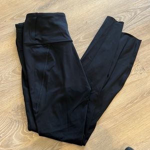 lululemon fast and free leggings 25” in black